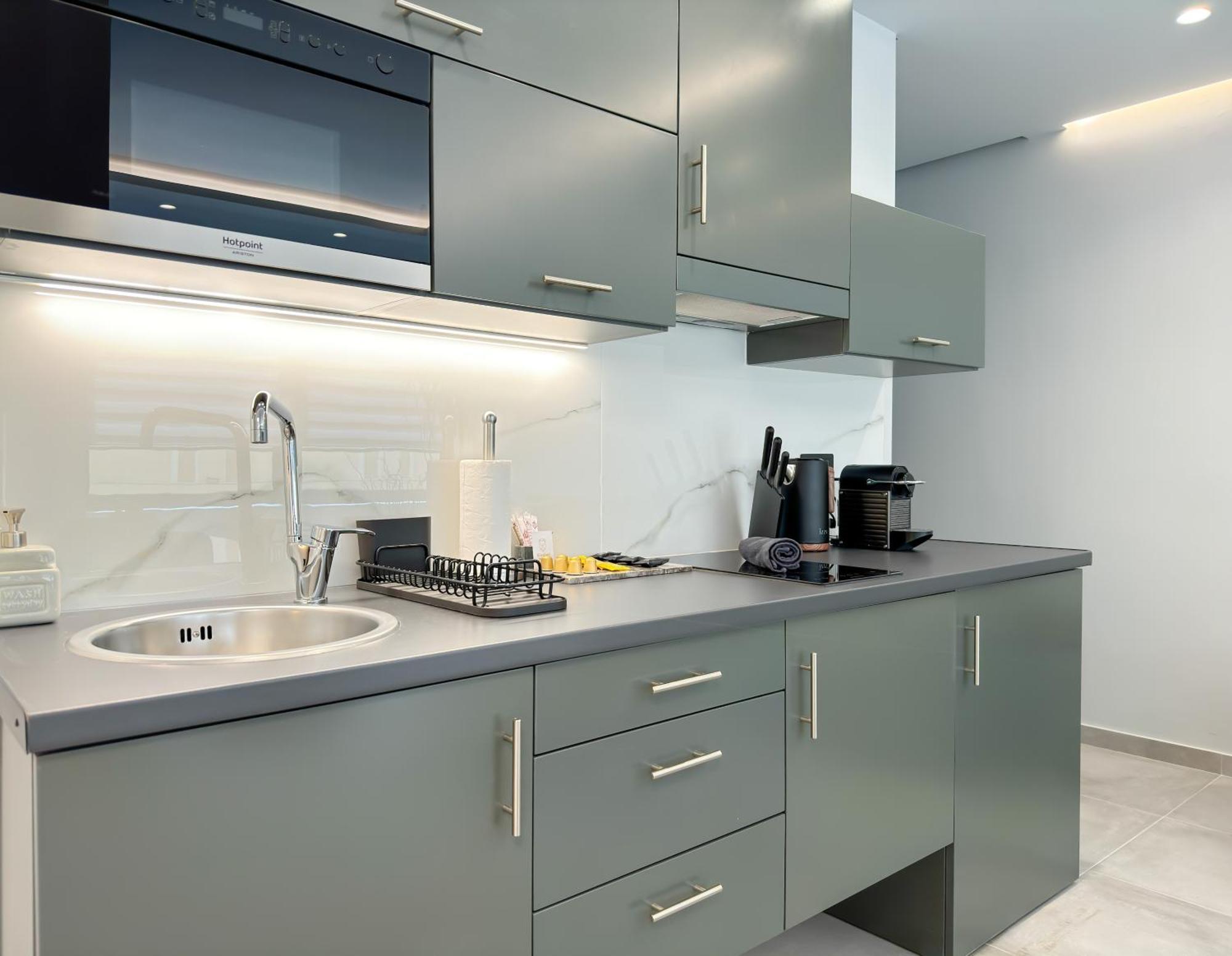 Luxury Downtown Apartment Α5 เทสซาโลนิกิ ภายนอก รูปภาพ